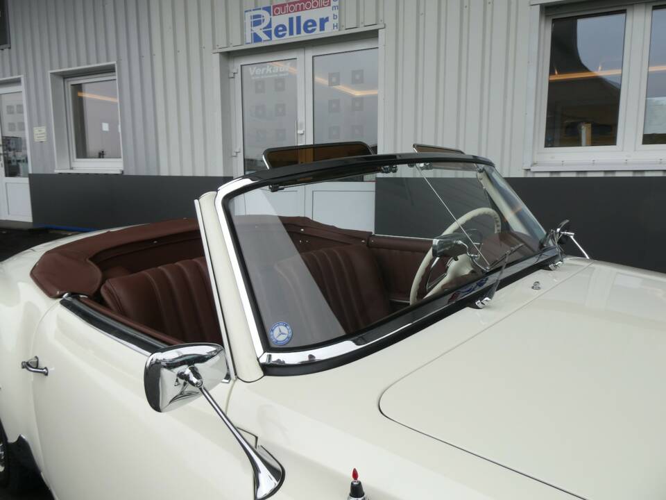Afbeelding 18/29 van Mercedes-Benz 190 SL (1956)