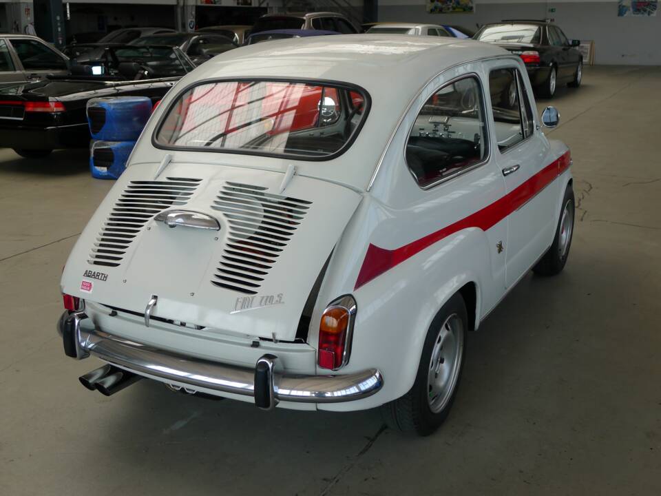 Image 25/29 of SEAT 600 D (1972)