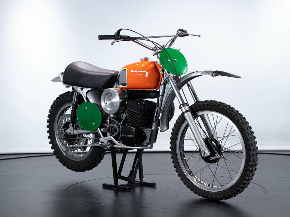 Afbeelding 5/50 van Husqvarna DUMMY (1972)