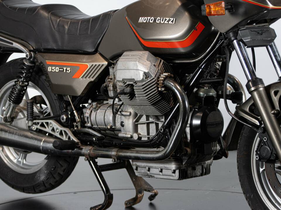 Image 20/50 of Moto Guzzi 850 T 5 (1984)