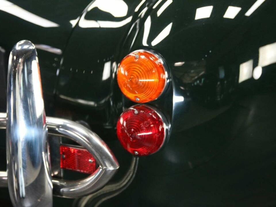 Image 22/30 of AC Cobra Mk IV (1989)
