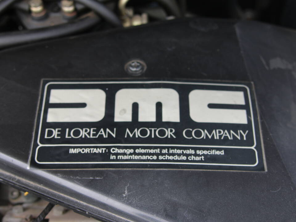 Image 24/92 of DeLorean DMC-12 (1982)