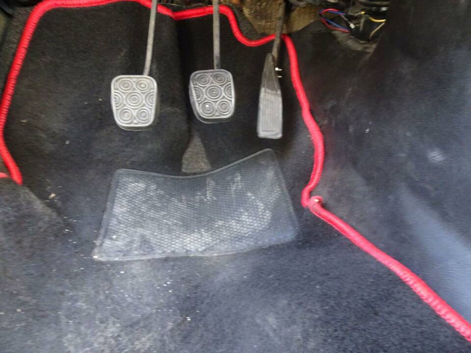 Bild 37/50 von Alfa Romeo 1750 GT Veloce (1971)