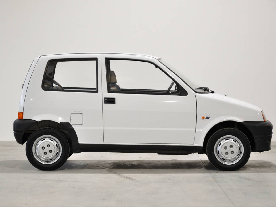 Image 51/52 of FIAT Cinquecento 0.9i (1995)