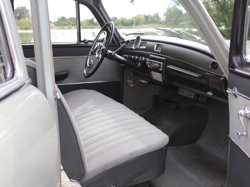 Imagen 9/39 de Mercedes-Benz 190 (1957)