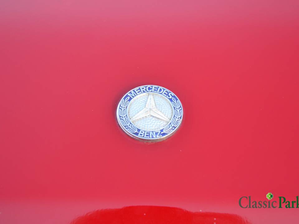 Image 49/50 of Mercedes-Benz 200 GE (SWB) (1987)