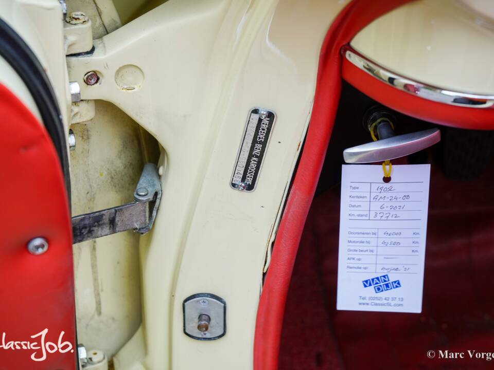 Image 6/61 of Mercedes-Benz 190 SL (1959)