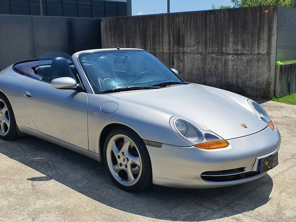 Image 3/31 de Porsche 911 Carrera (2000)