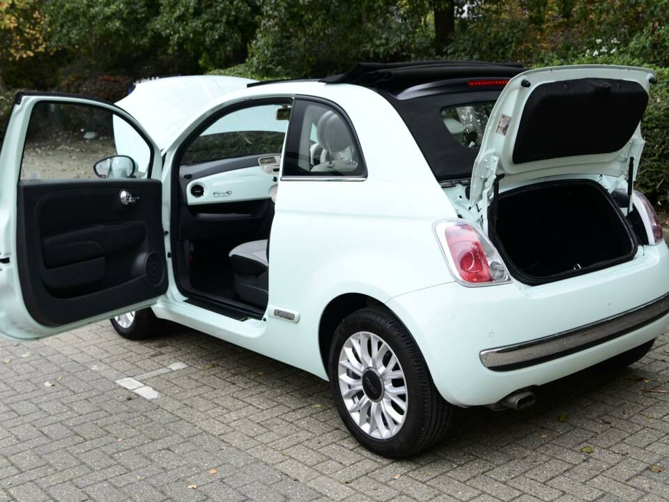 Image 16/45 of FIAT 500 C (2015)