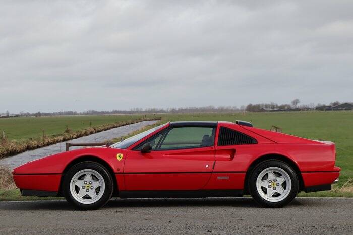 Bild 5/7 von Ferrari 328 GTS (1987)