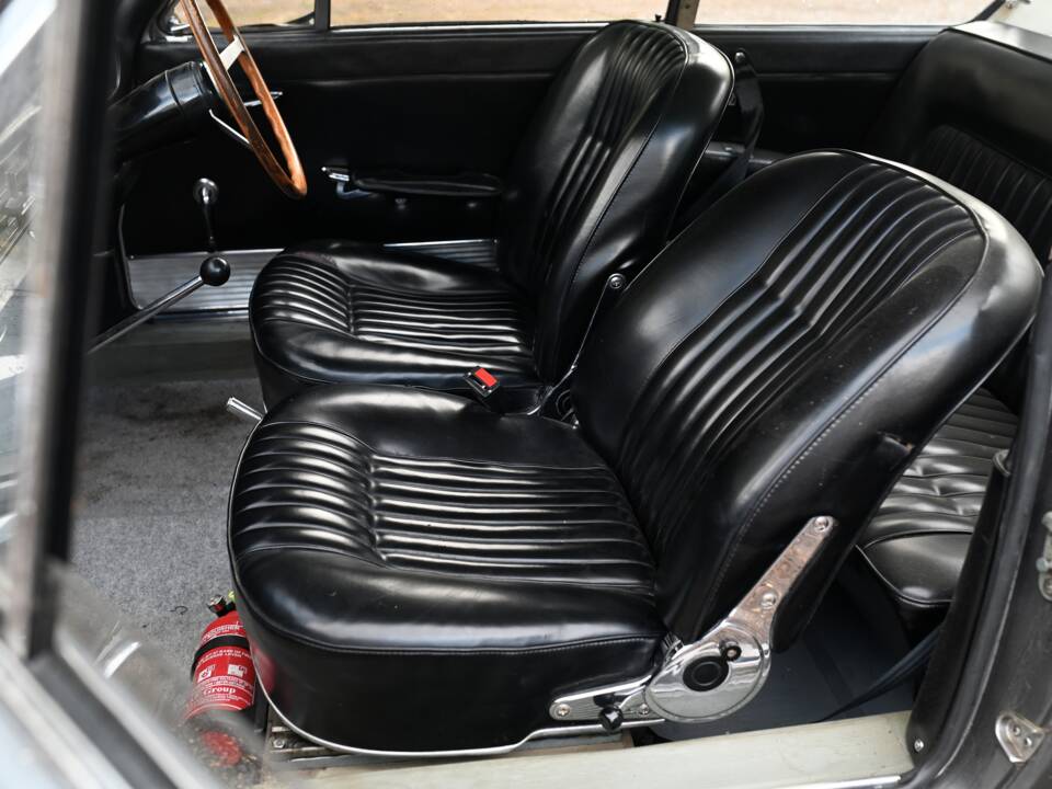 Bild 9/14 von Lancia Flavia 1.8 (Pininfarina) (1968)