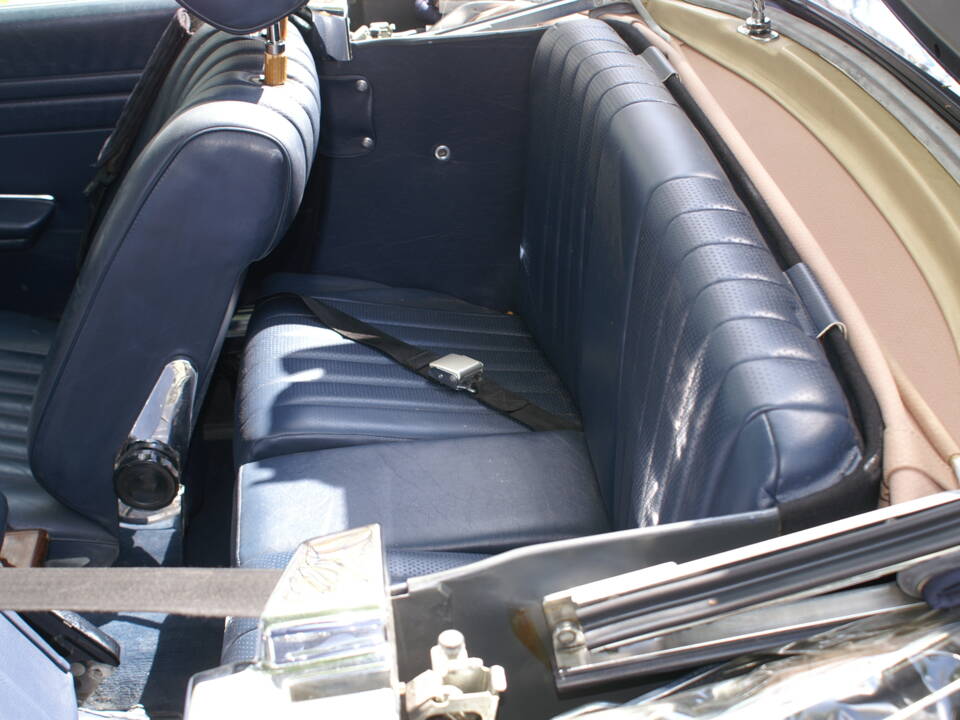 Imagen 8/9 de Mercedes-Benz 380 SL (1983)