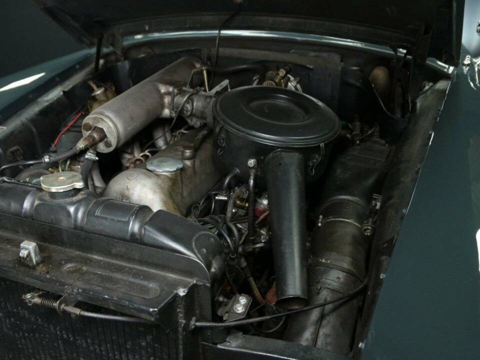 Bild 39/49 von Mercedes-Benz 220 SE (1960)