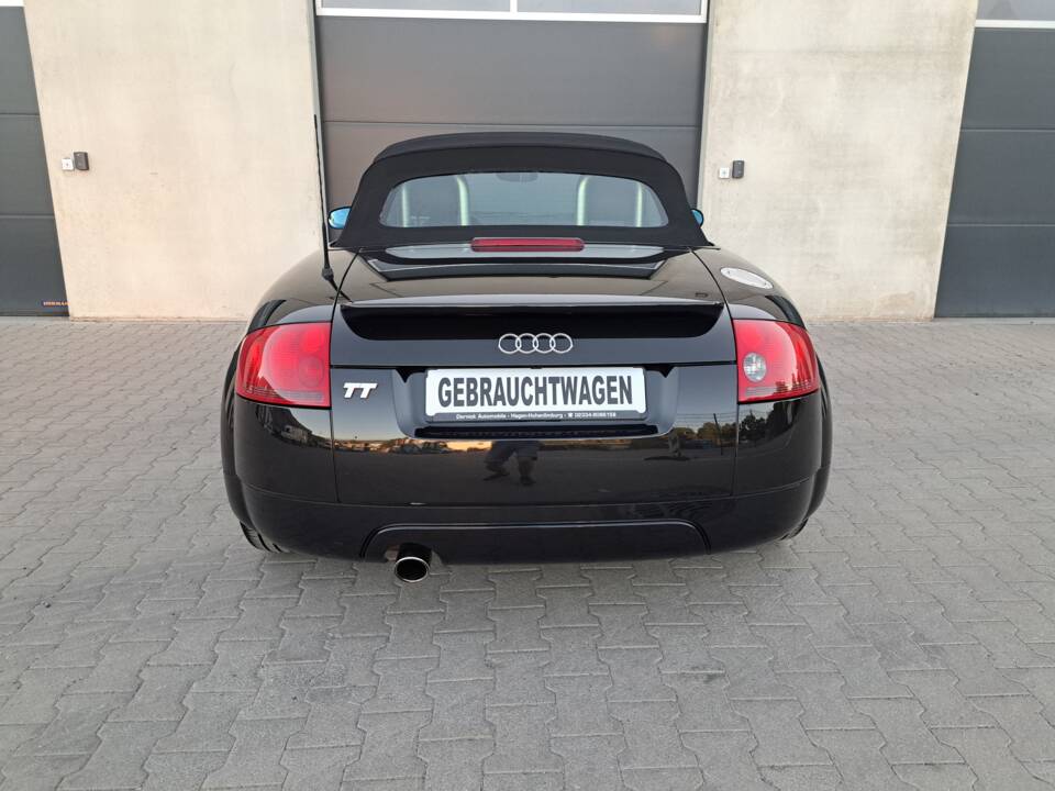 Bild 12/41 von Audi TT 1.8 T (2002)