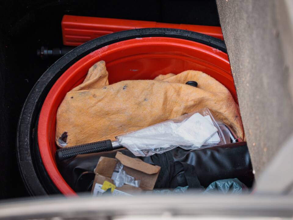 Bild 45/50 von Porsche 911 GT2 (2002)