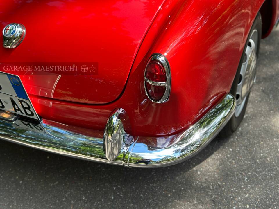 Afbeelding 22/100 van Alfa Romeo Giulietta Spider (1957)