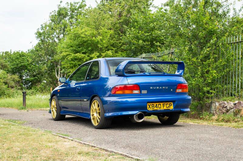 Image 21/50 of Subaru Impreza 2.0 WRX (2000)