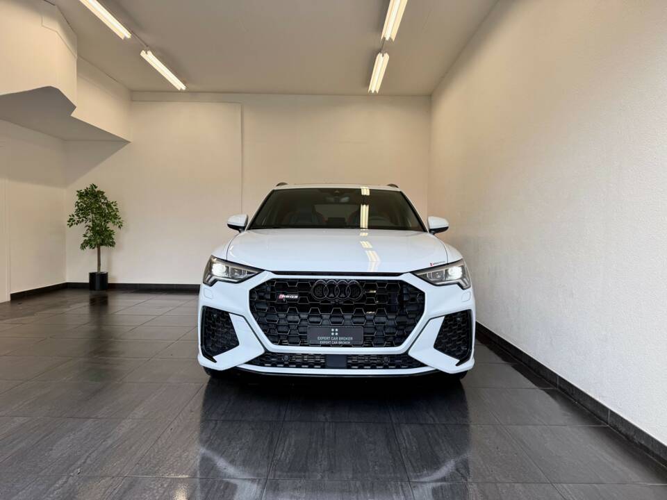 Image 4/28 of Audi RS Q3 (2019)