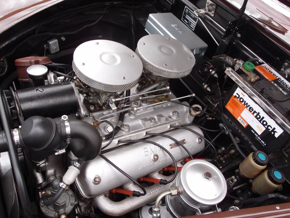 Image 26/30 of BMW 502 Sport (1955)