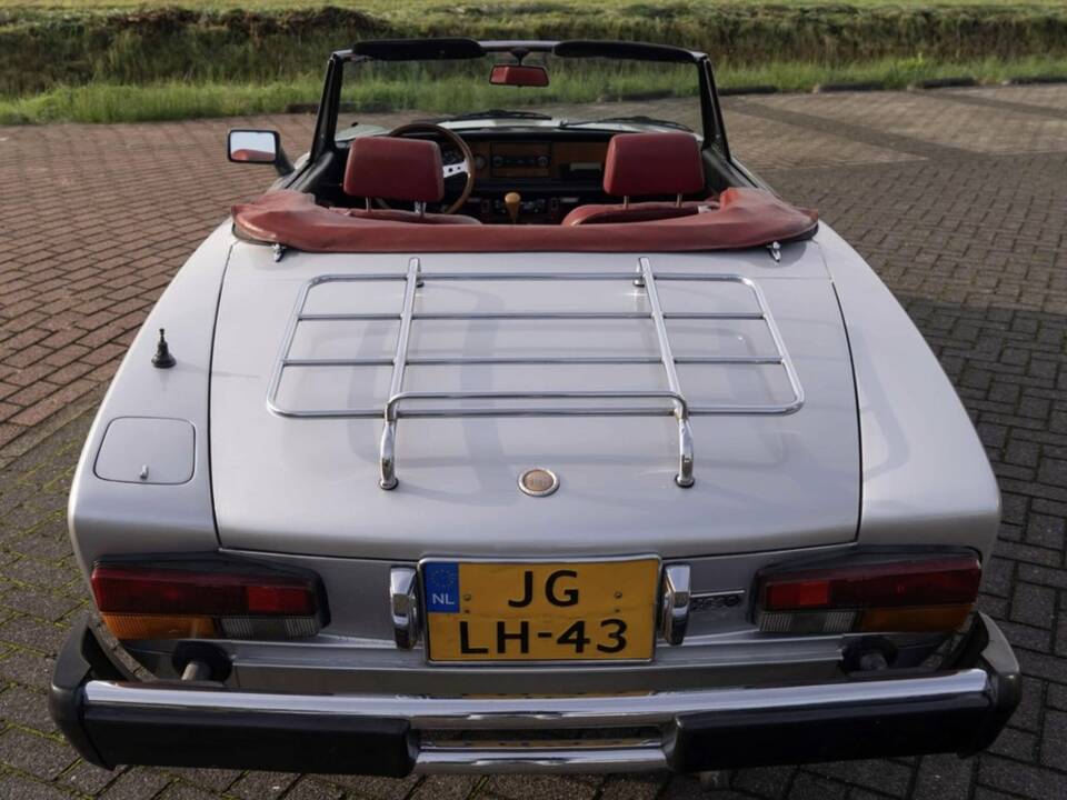 Afbeelding 6/8 van Alfa Romeo 2000 Spider Veloce (1979)