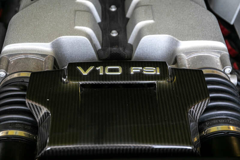 Image 16/38 of Audi R8 V10 (2010)