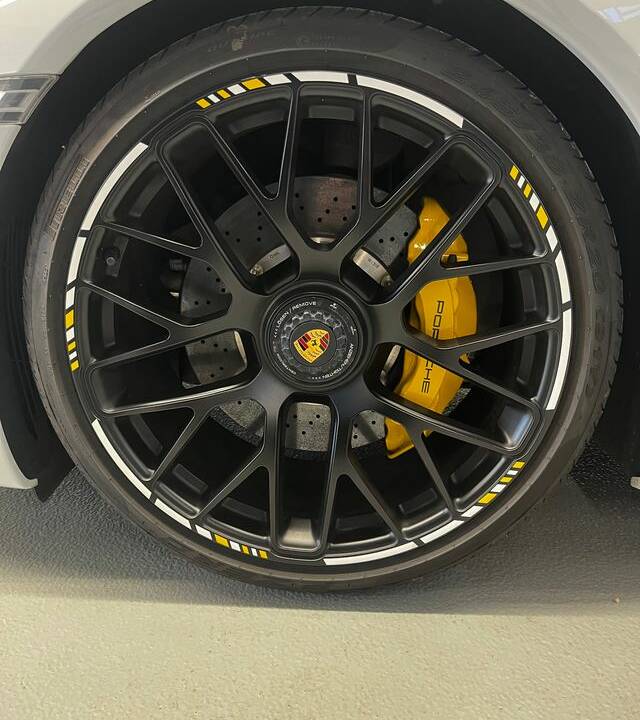 Afbeelding 26/26 van Porsche 911 Carrera GTS (2015)