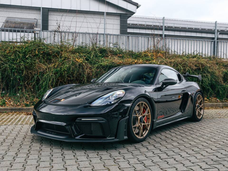 Image 3/43 de Porsche 718 Cayman GT4 RS (2023)