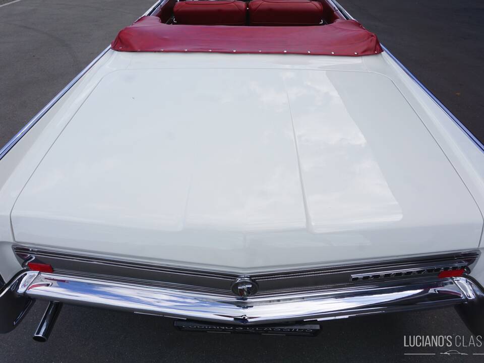 Bild 17/52 von Buick Electra 225 Custom (1964)