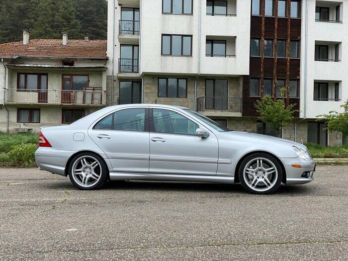 Image 5/7 de Mercedes-Benz CLS 55 AMG (2006)