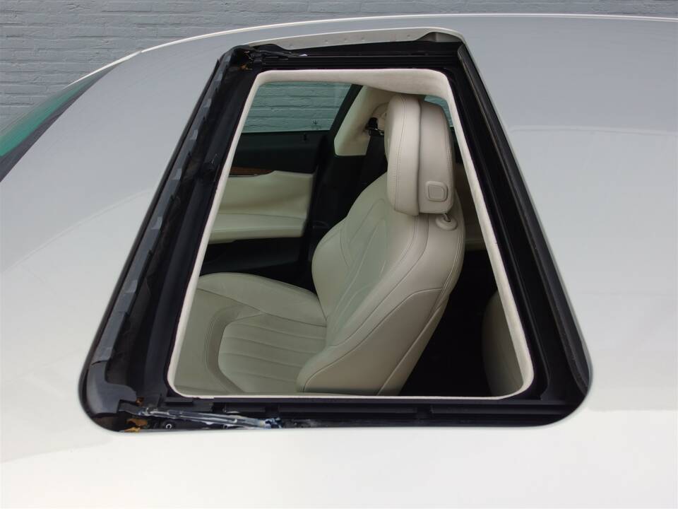 Image 47/98 of Maserati Quattroporte GTS (2015)