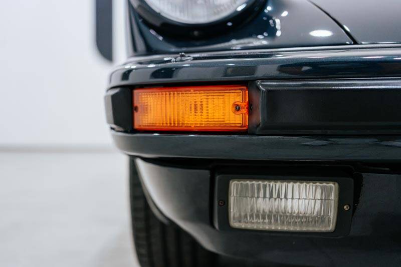 Bild 22/76 von Porsche 911 Carrera 3.2 "25 Jahre 911" (1989)