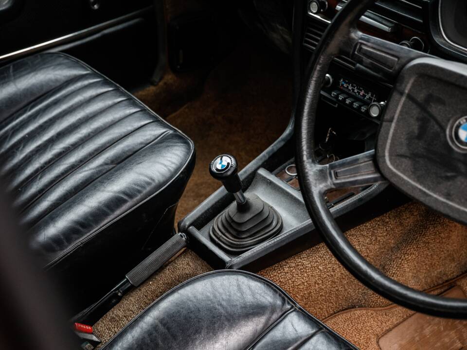 Bild 28/45 von BMW 3,0 Si (1976)