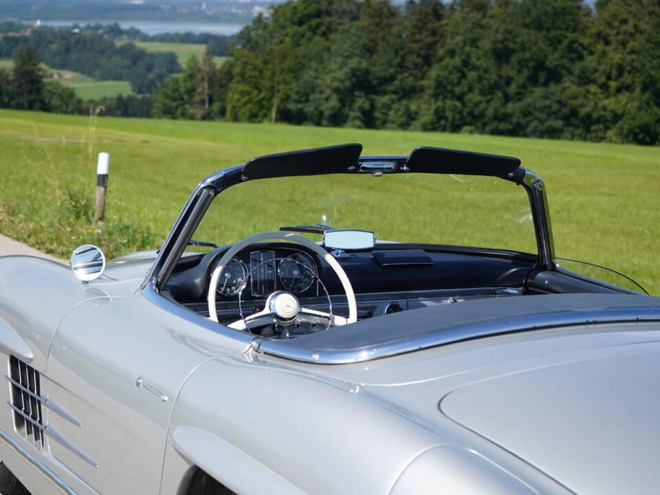 Bild 18/38 von Mercedes-Benz 300 SL Roadster (1962)