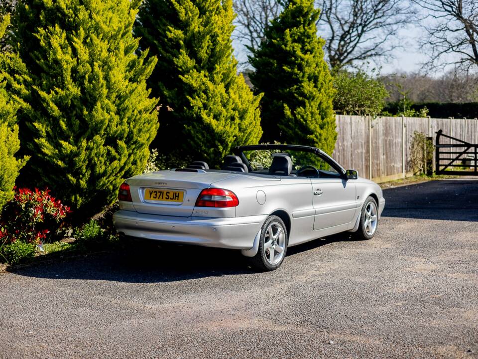 Image 10/48 of Volvo C70 2.0 T (2001)
