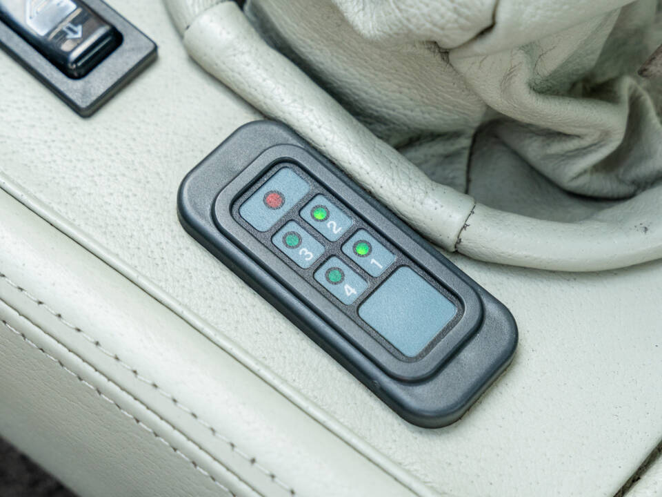 Image 45/73 of Maserati Biturbo 2.24V (1992)