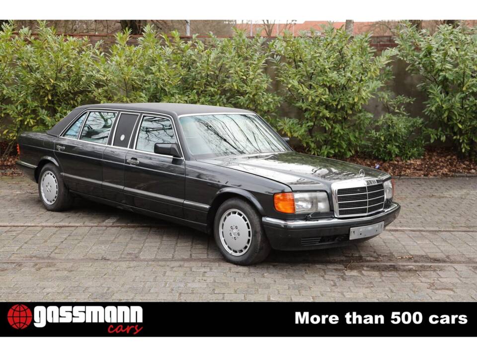 Afbeelding 5/15 van Mercedes-Benz 560 SEL (1990)