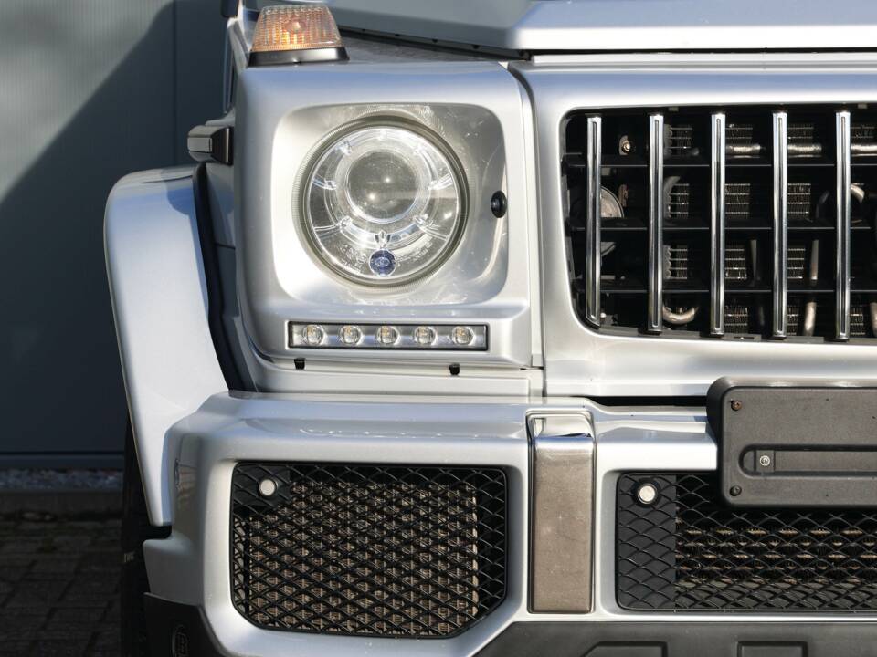 Bild 20/41 von Mercedes-Benz G 63 AMG (lang) (2015)