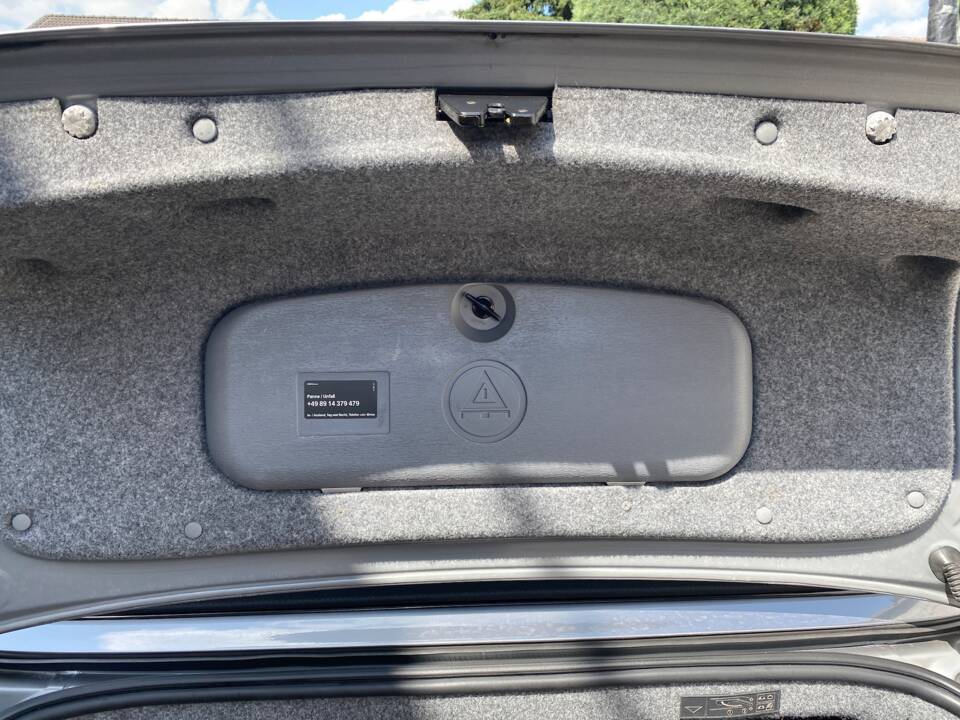 Bild 15/15 von BMW 330Ci (2004)