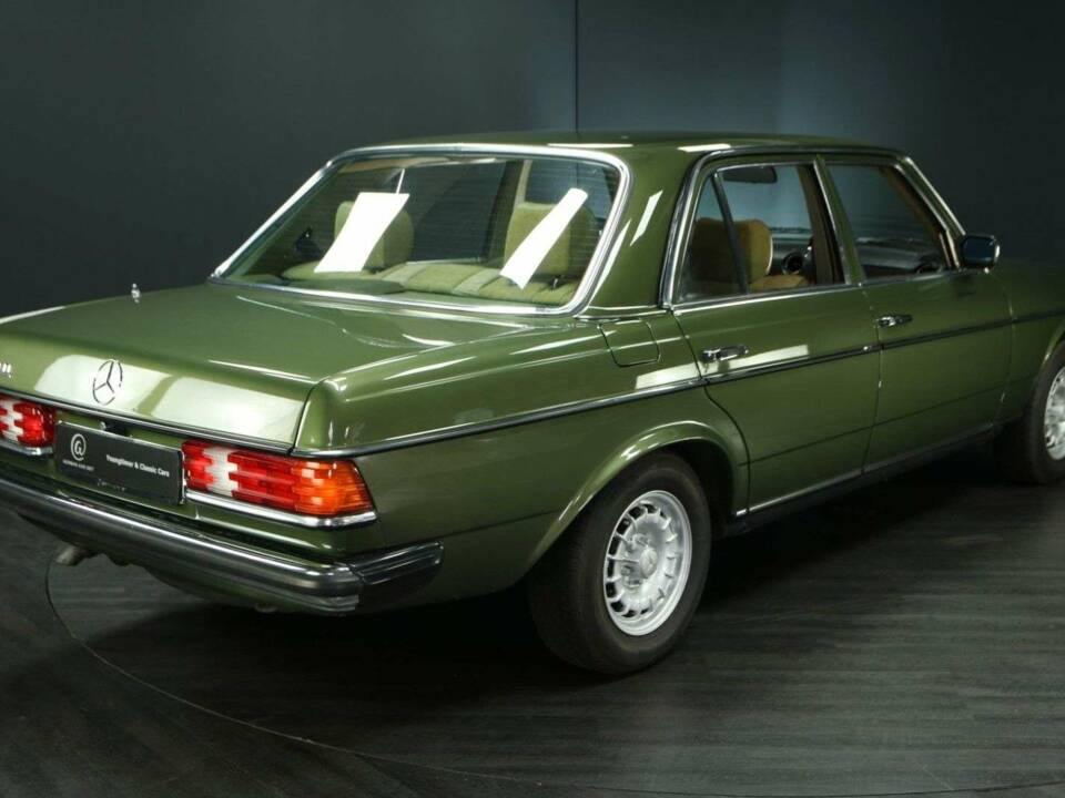Bild 2/50 von Mercedes-Benz 300 D (1981)