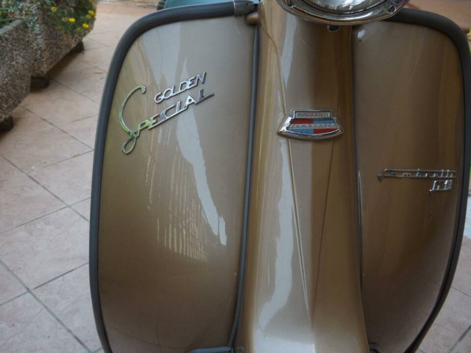 Immagine 32/50 di Innocenti Lambretta Li Special 125 (1965)