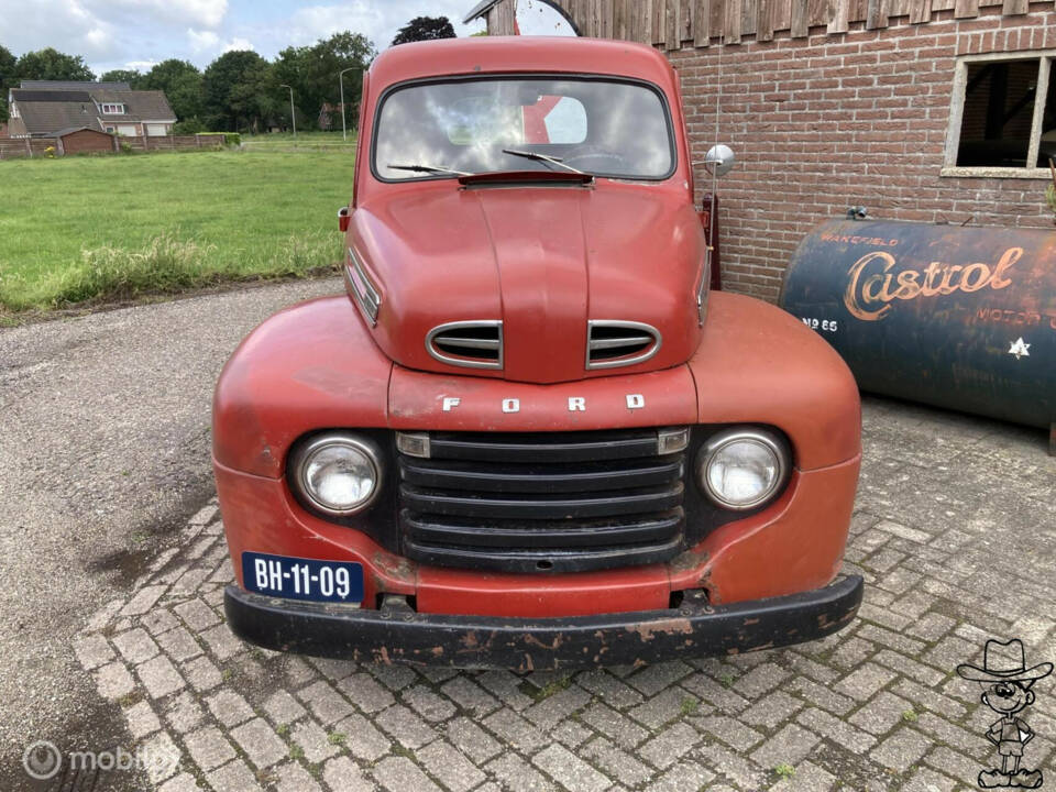 Image 2/31 of Ford F-1 (1949)