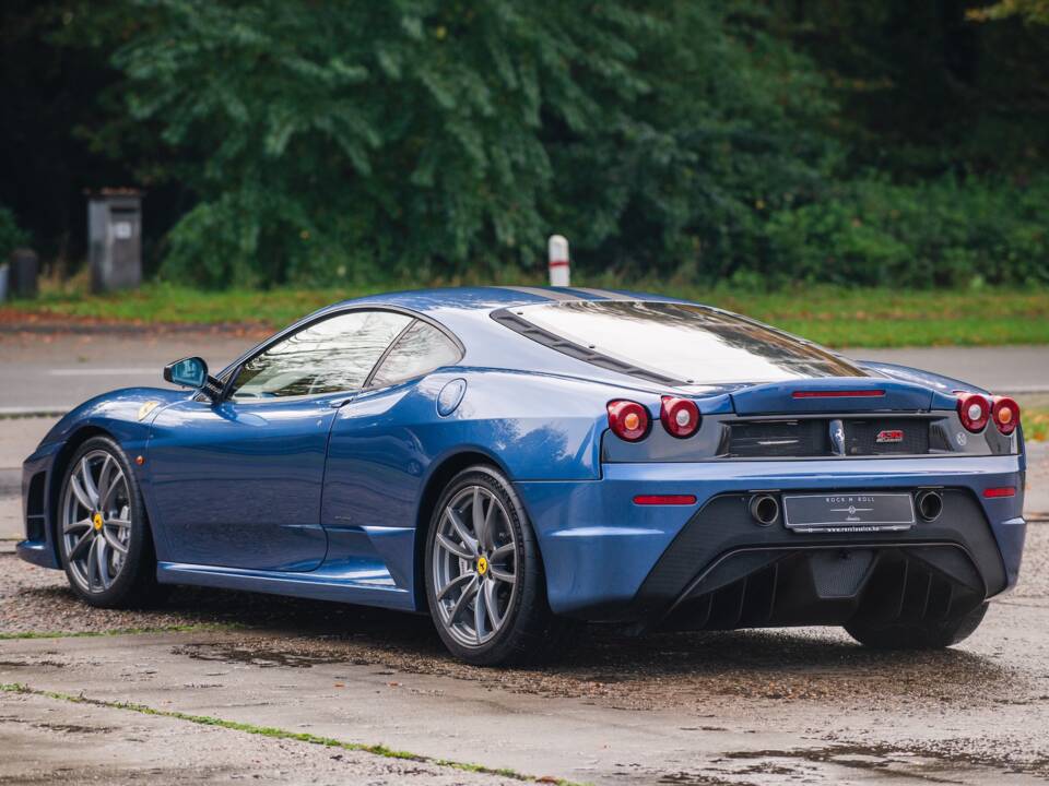 Immagine 6/21 di Ferrari 430 Scuderia (2009)