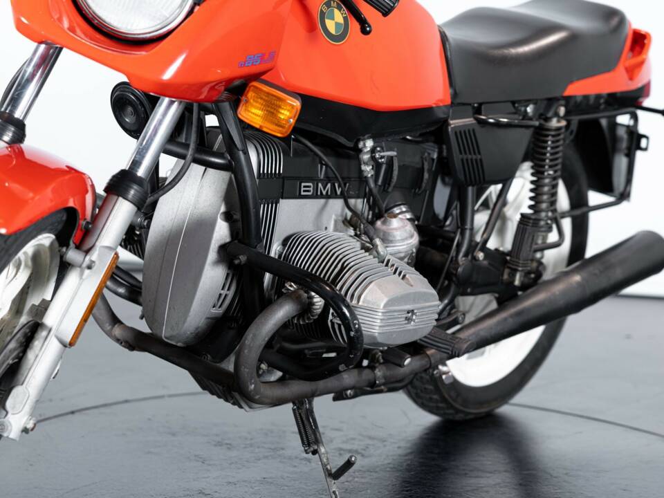 Image 17/37 of BMW R 65 (1983)