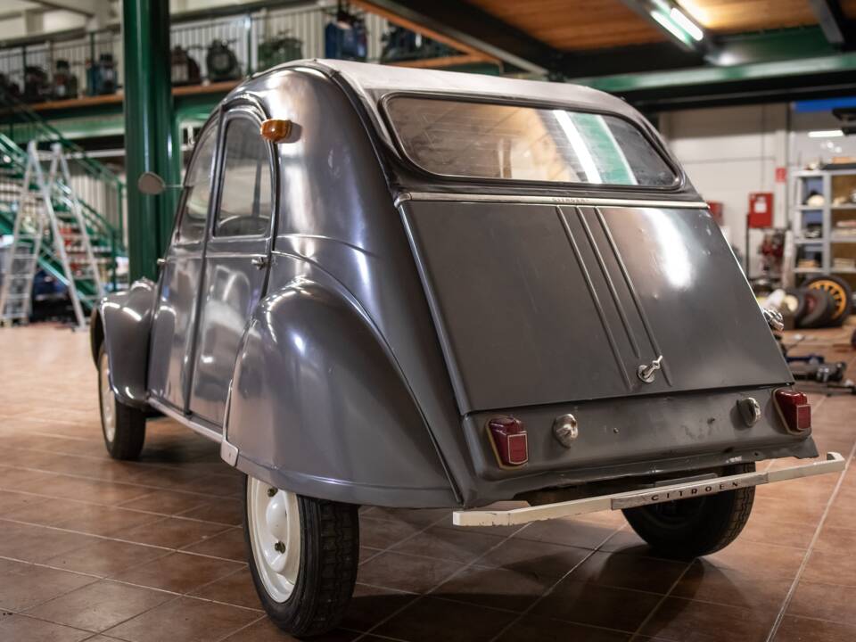 Bild 6/20 von Citroën 2 CV  AZ (1964)