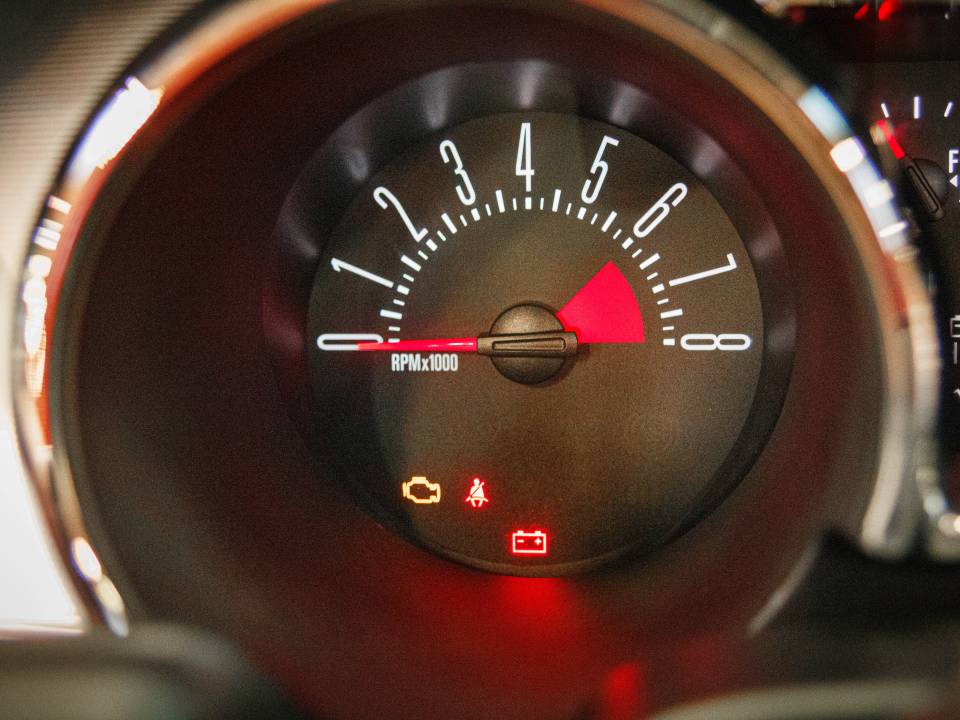 Image 37/49 of Ford Mustang GT (2006)