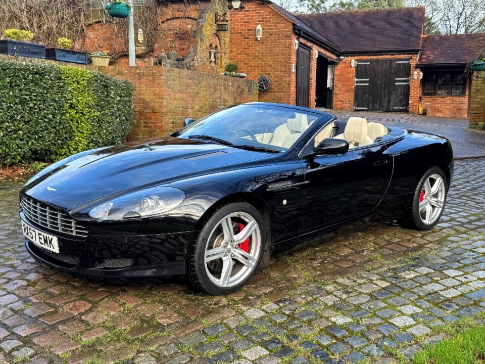 Bild 2/38 von Aston Martin DB 9 Volante (2008)