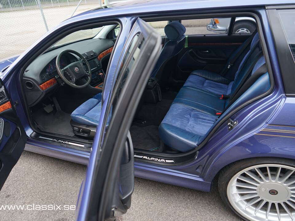 Image 6/16 of ALPINA B10 V8 Touring (1998)