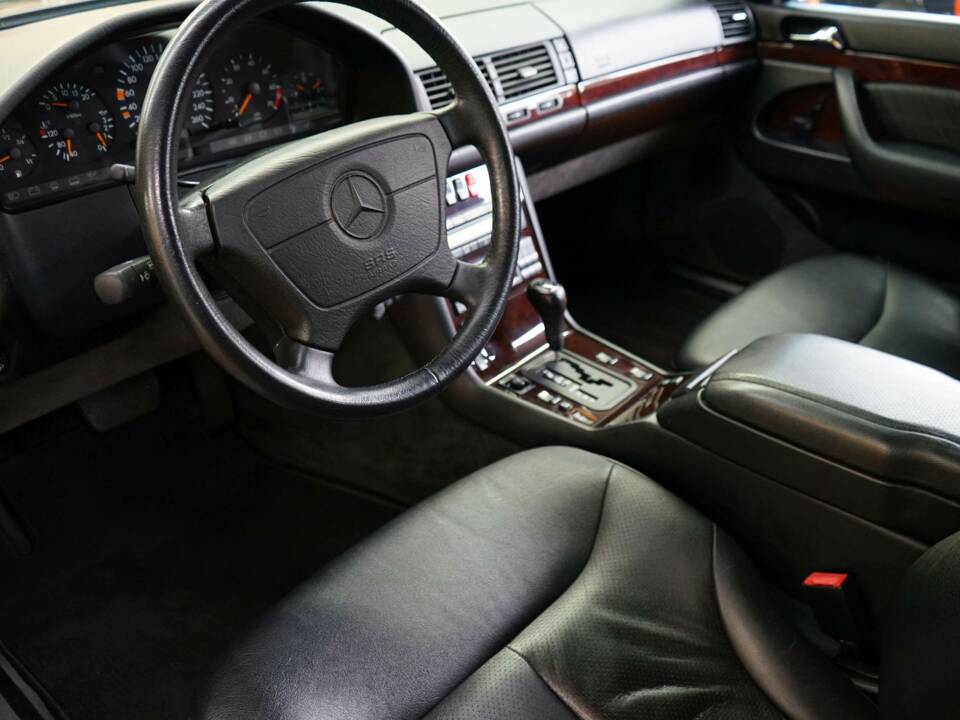 Bild 25/36 von Mercedes-Benz S 500 (1996)