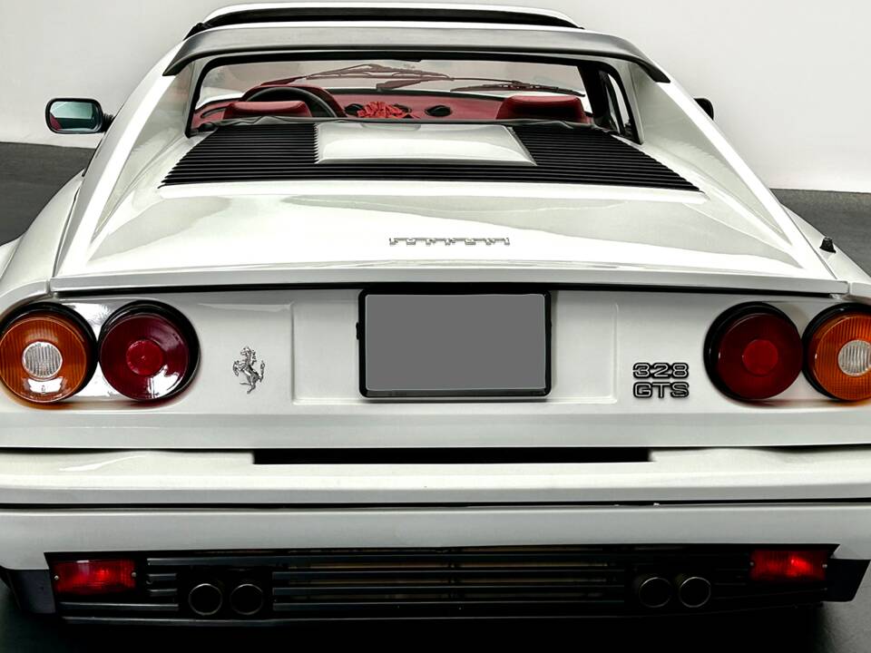 Bild 5/18 von Ferrari 328 GTS (1987)