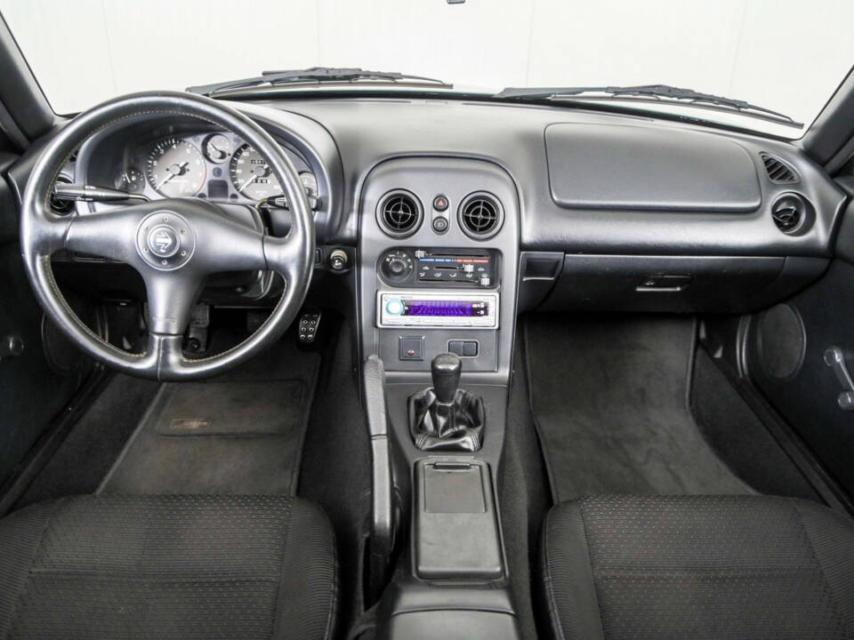 Image 7/50 of Mazda MX-5 1.6 (1997)